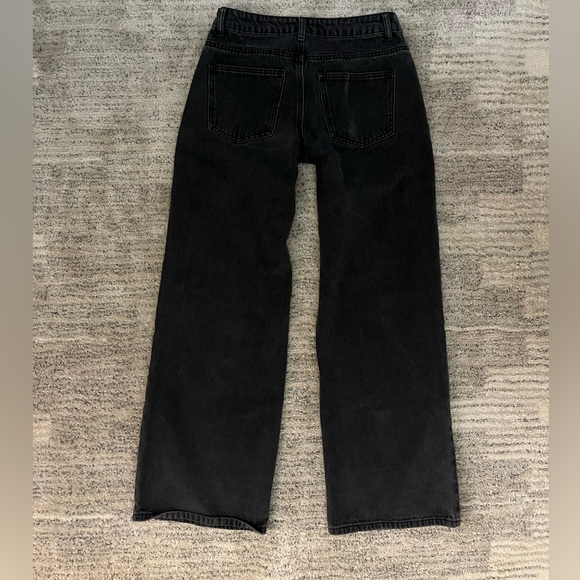 Edikted Raelynn Washed Low Rise Jeans - Picture 4 of 4